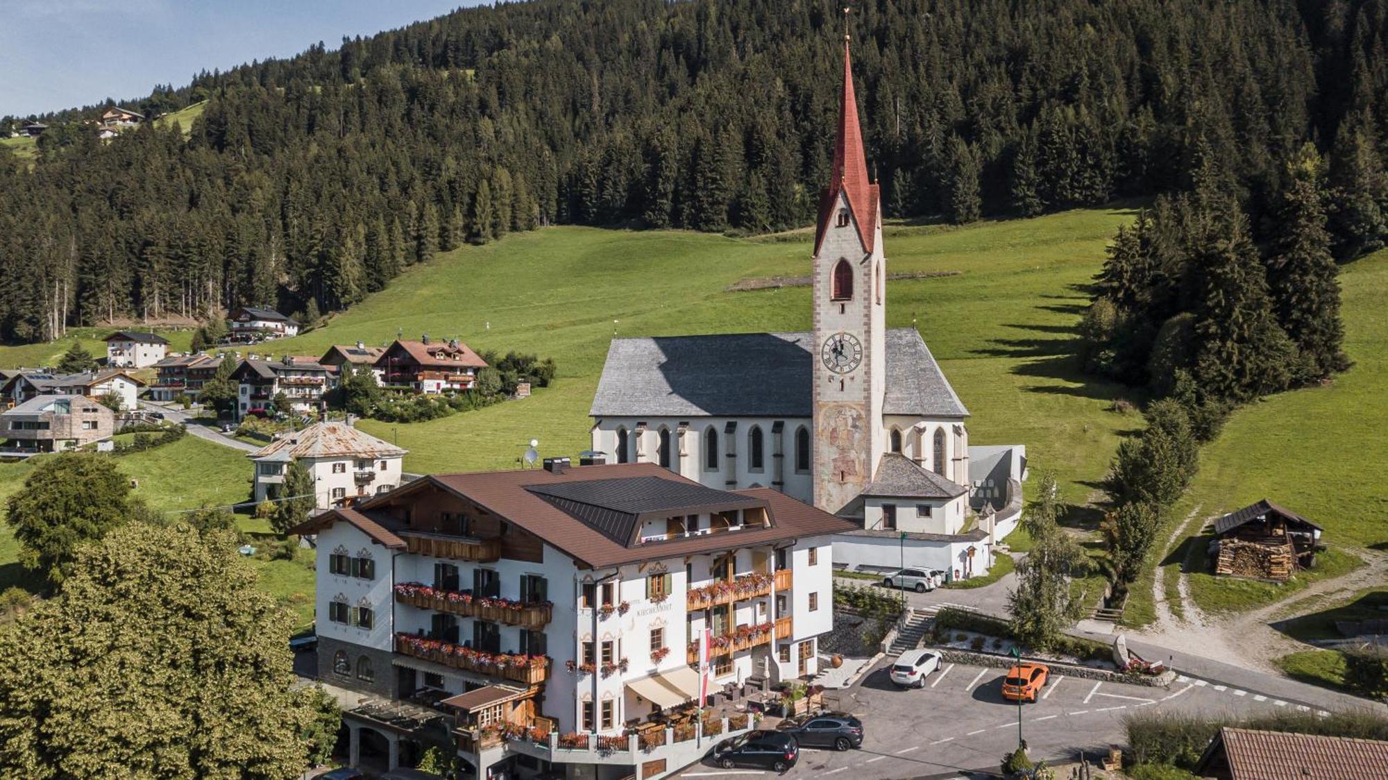 Hotel Kirchenwirt Доббиако Экстерьер фото